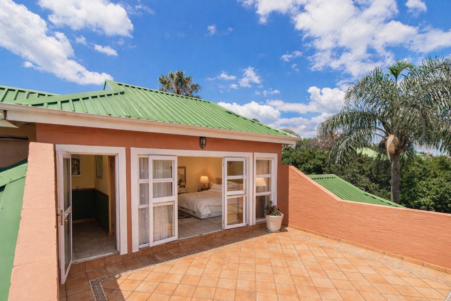 4 Bedroom Property for Sale in Caribbean Beach Club North West